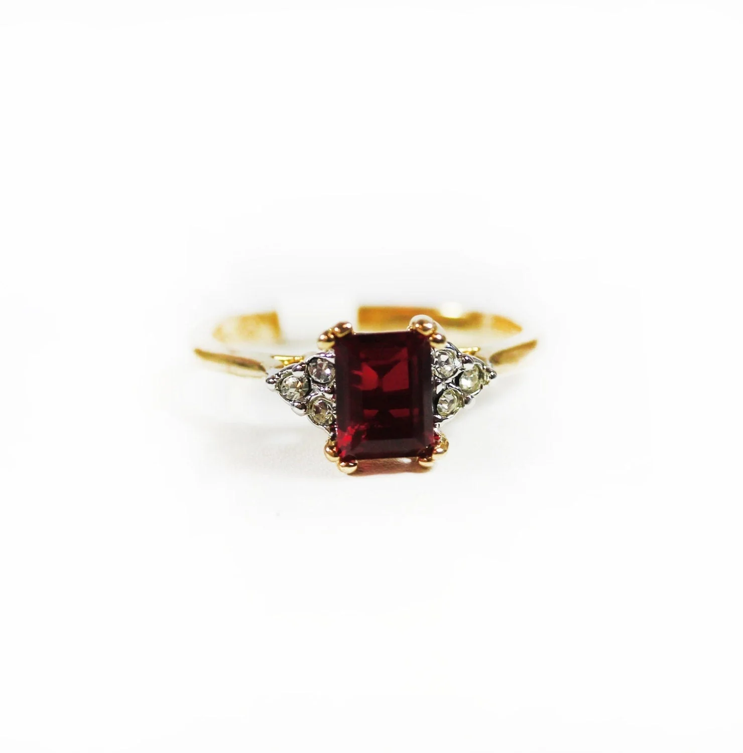 Vintage Ring Clear Austrian Crystals 18k Yellow Gold Electroplated Womens Birthstone Made in USA by PVD Vintage Jewelry - Image 9