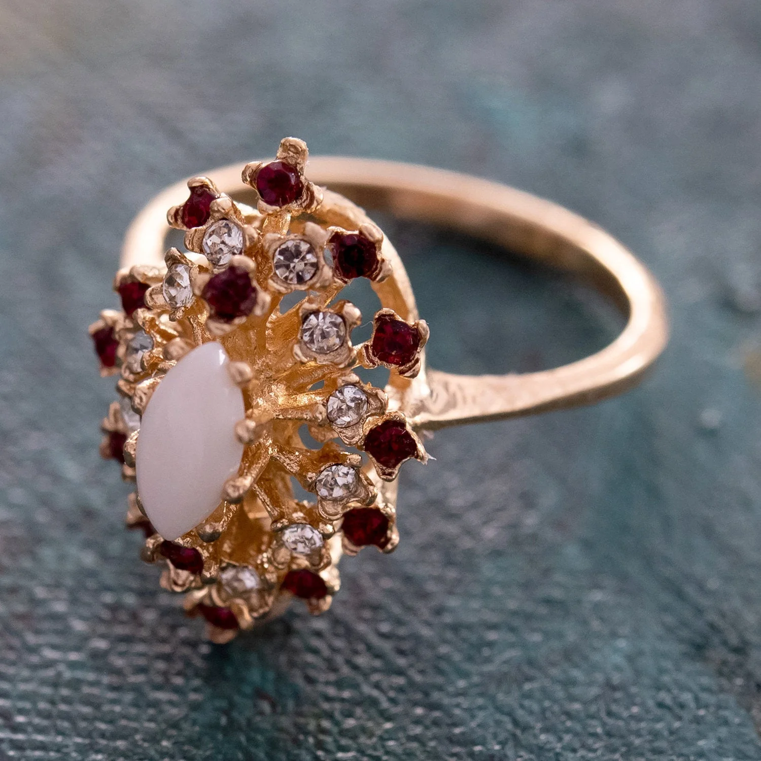 Vintage Ring Genuine Opal with Clear and Ruby Austrian Crystals 18kt Yellow Gold Electroplated by PVD Vintage Jewelry - Image 52