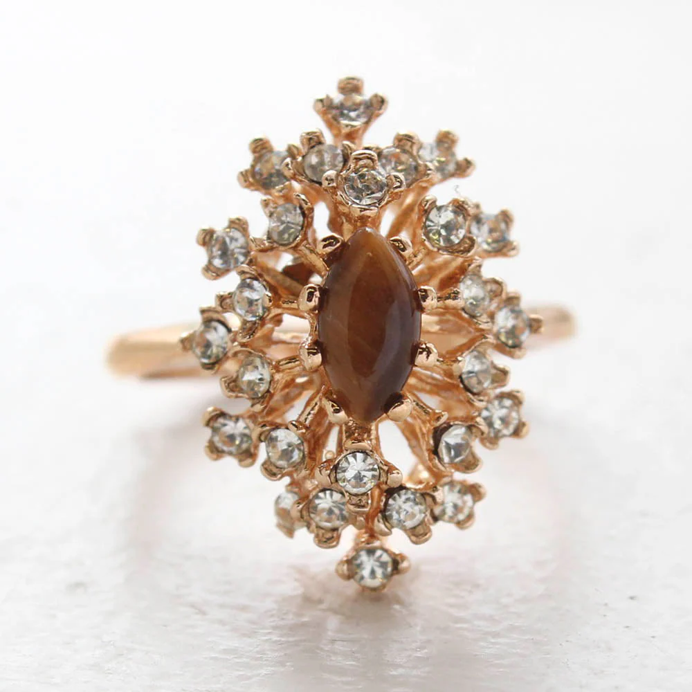 Vintage Ring Genuine Opal with Clear and Ruby Austrian Crystals 18kt Yellow Gold Electroplated by PVD Vintage Jewelry - Image 7