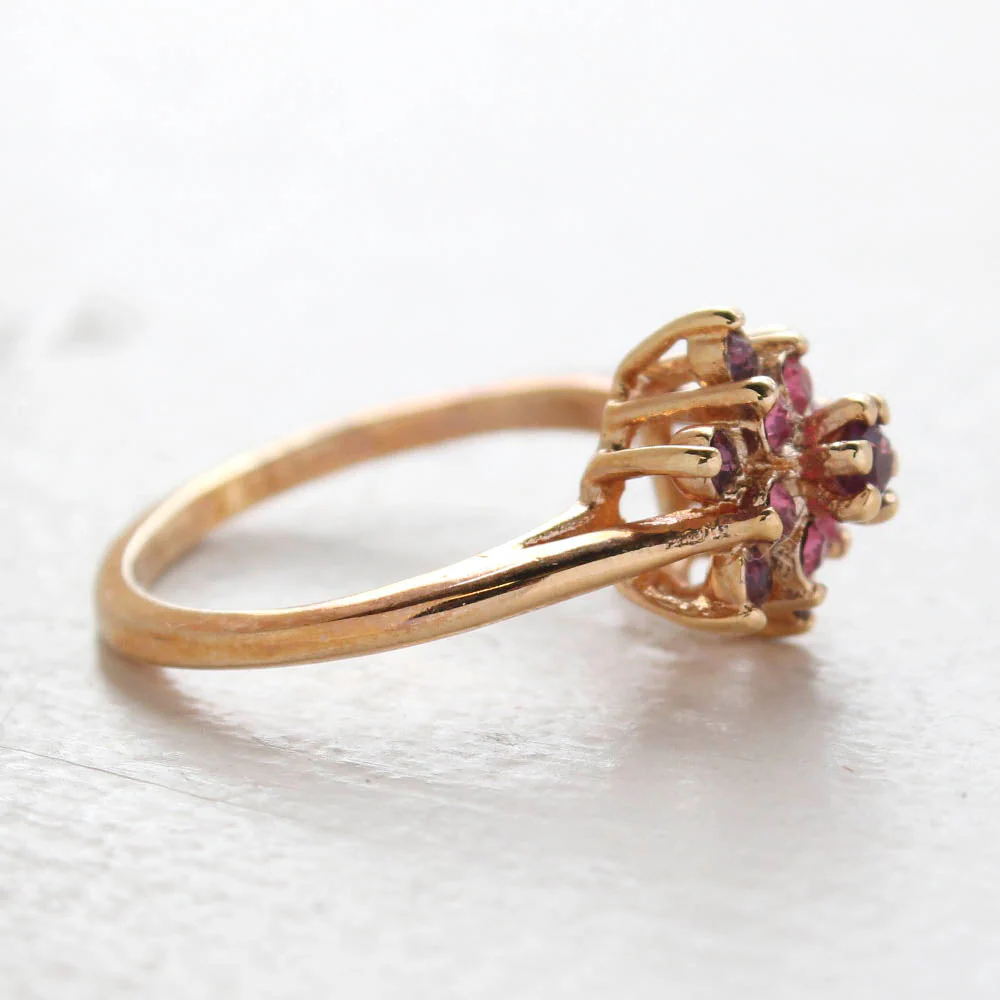 Vintage Rose and Amethyst Austrian Crystal Star Ring 18k Yellow Gold Electroplate Made in the USA by PVD Vintage Jewelry - Image 4