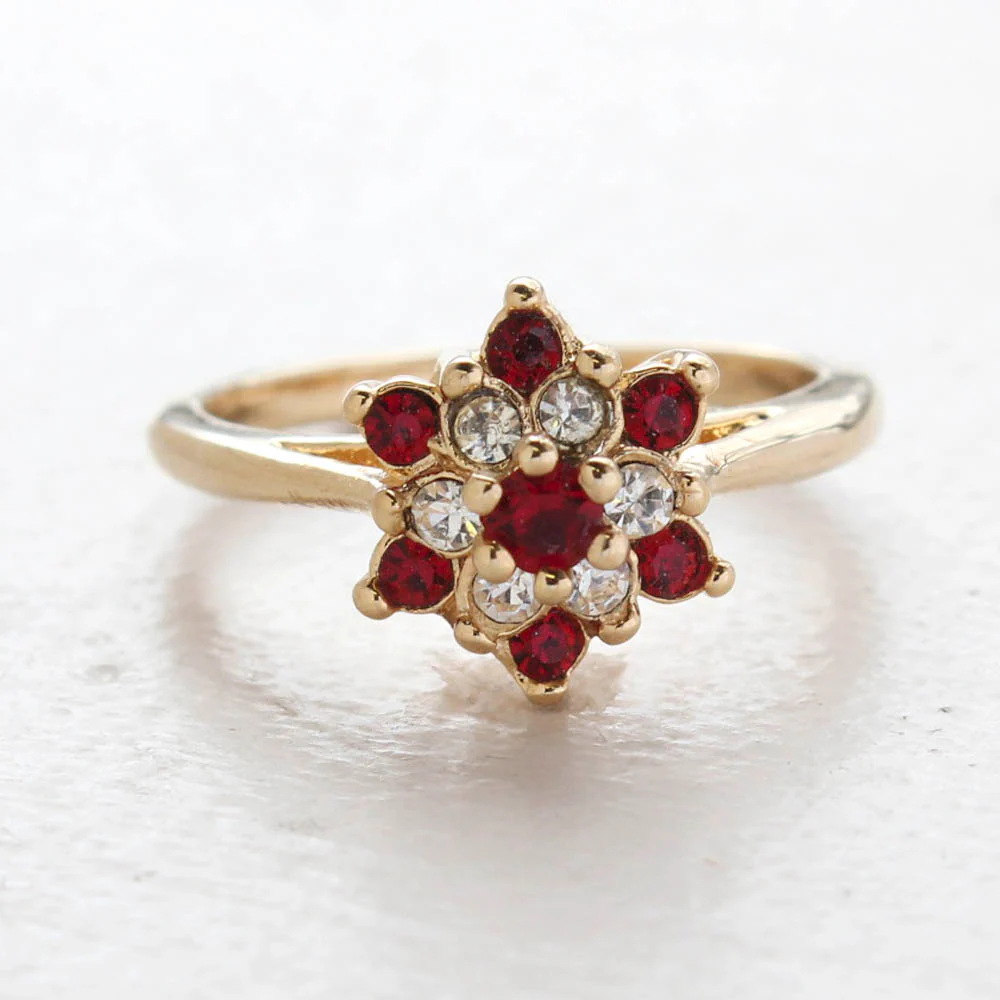 Vintage Rose and Amethyst Austrian Crystal Star Ring 18k Yellow Gold Electroplate Made in the USA by PVD Vintage Jewelry - Image 5