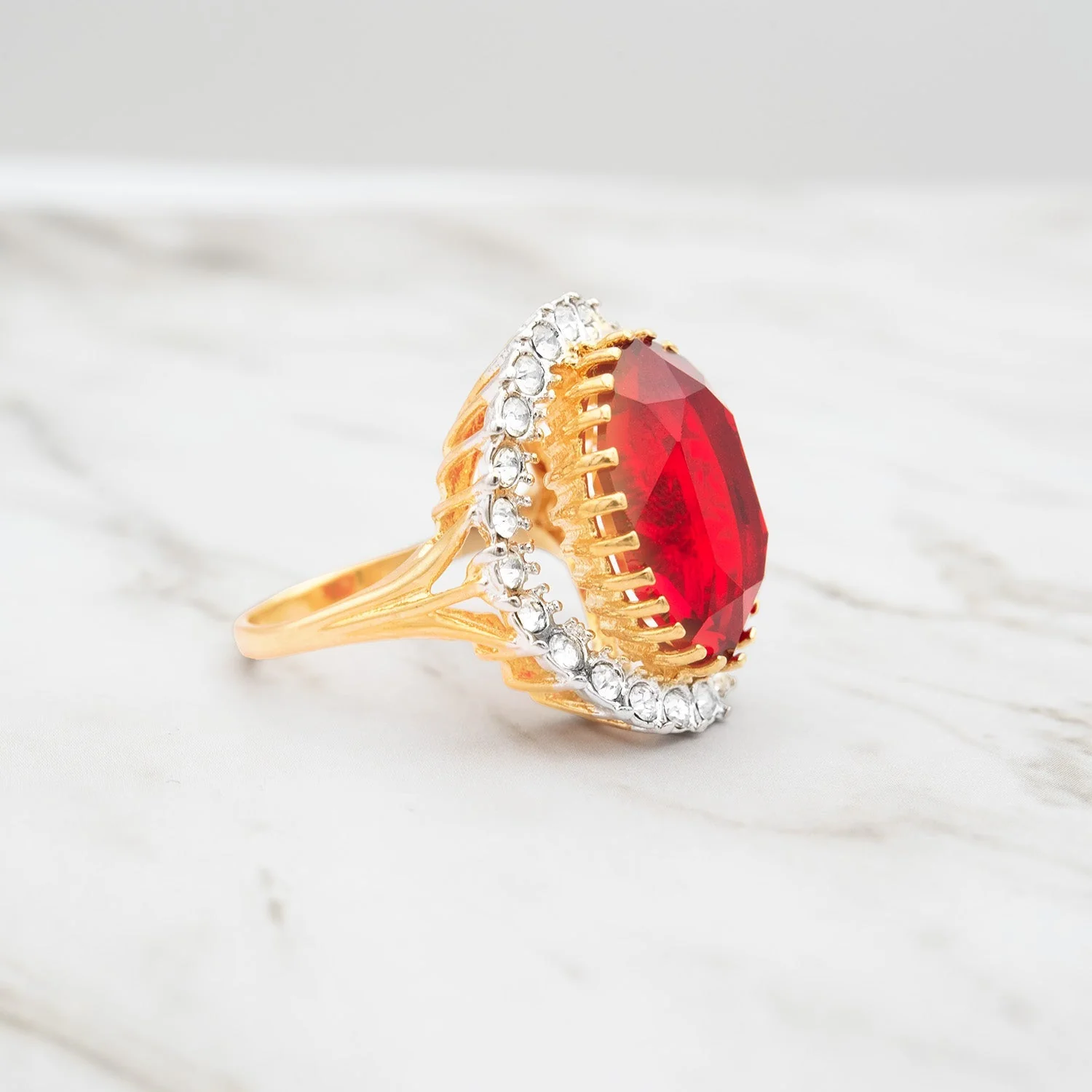 Vintage Women's Statement Crystal Cocktail Ring 18k Gold Electroplated by PVD Vintage Jewelry - Image 15