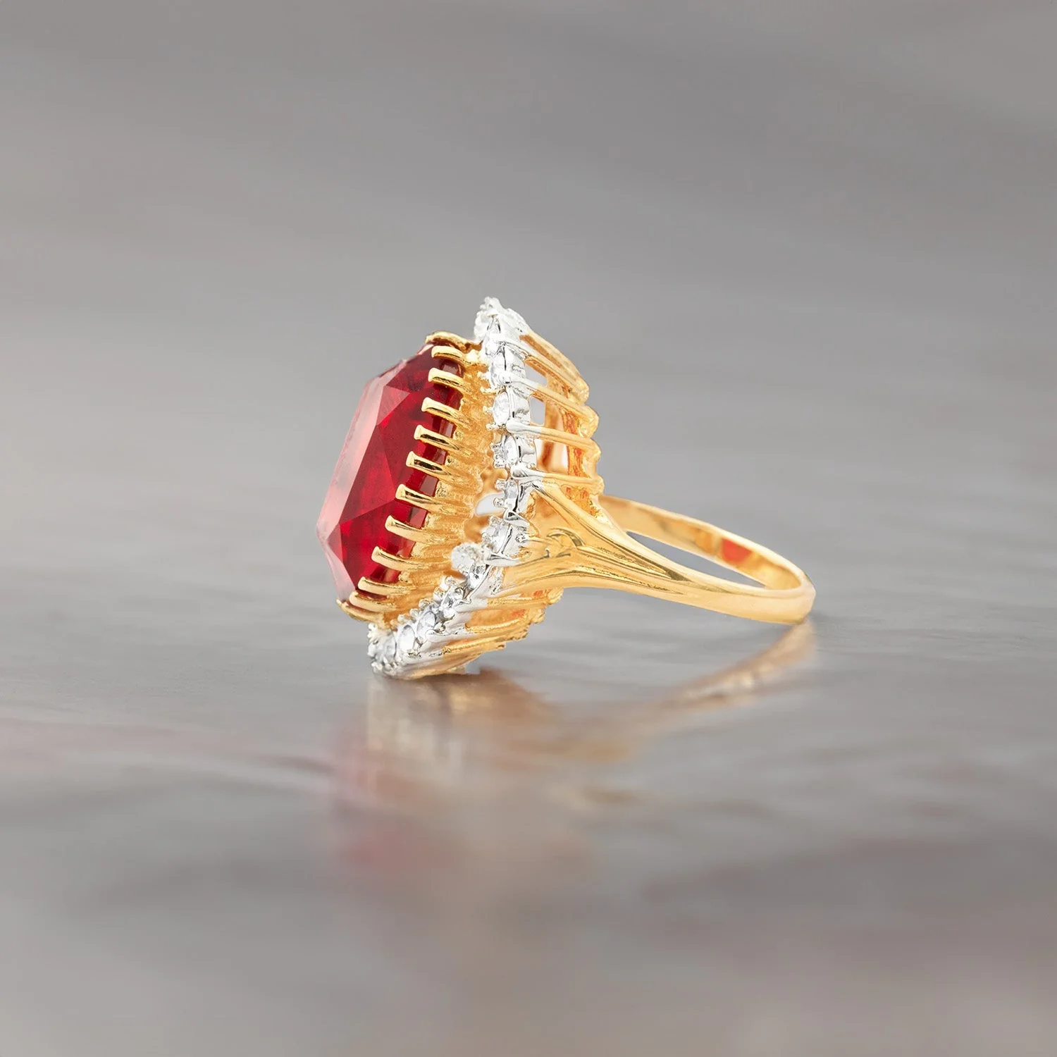 Vintage Women's Statement Crystal Cocktail Ring 18k Gold Electroplated by PVD Vintage Jewelry - Image 17