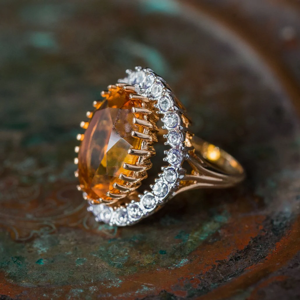 Vintage Women's Statement Crystal Cocktail Ring 18k Gold Electroplated by PVD Vintage Jewelry - Image 3