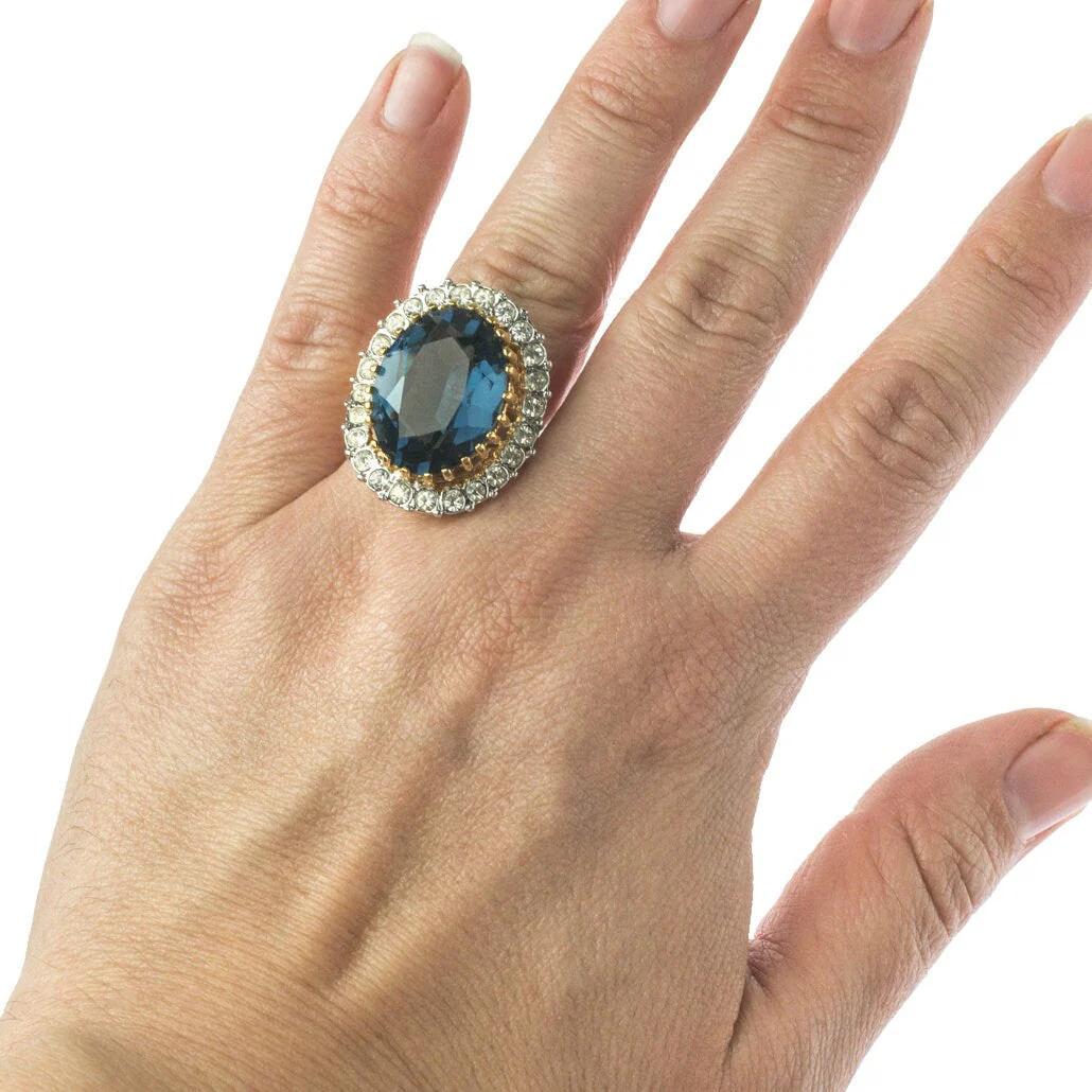 Vintage Women's Statement Crystal Cocktail Ring 18k Gold Electroplated by PVD Vintage Jewelry - Image 6