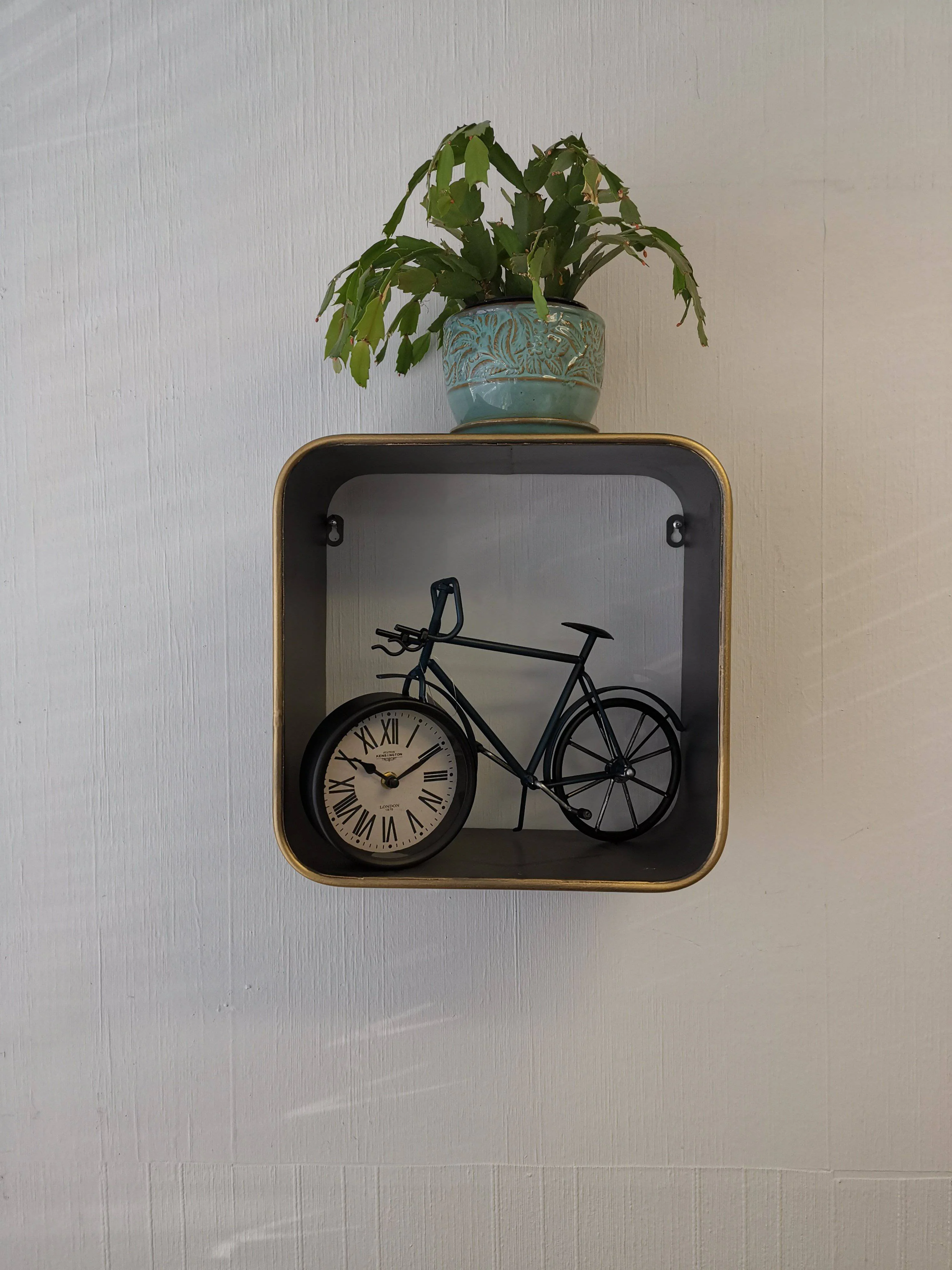Wall/Table clock - Roman Numbers Bike Table Clock by Peterson Housewares & Artwares - Image 3