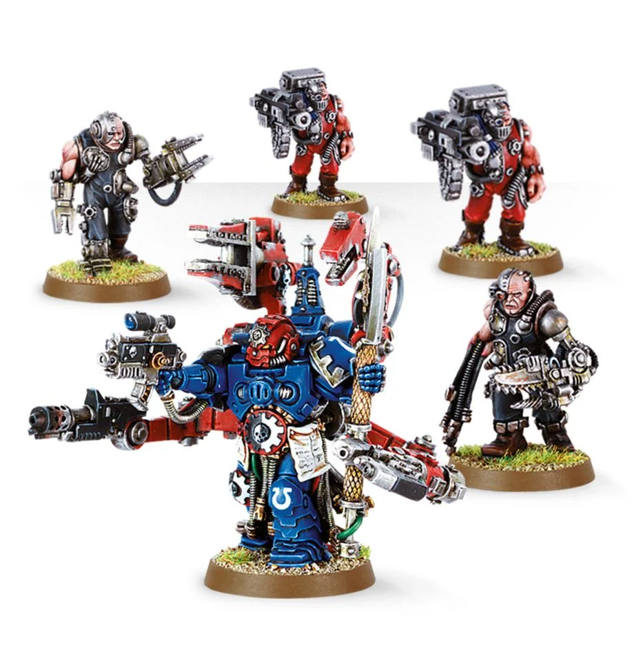 Warhammer 40K: Space Marines - Techmarine with Servitors - Image 2