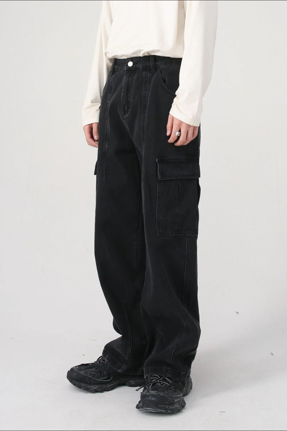 Wide Leg Jeans with Pockets - Image 3