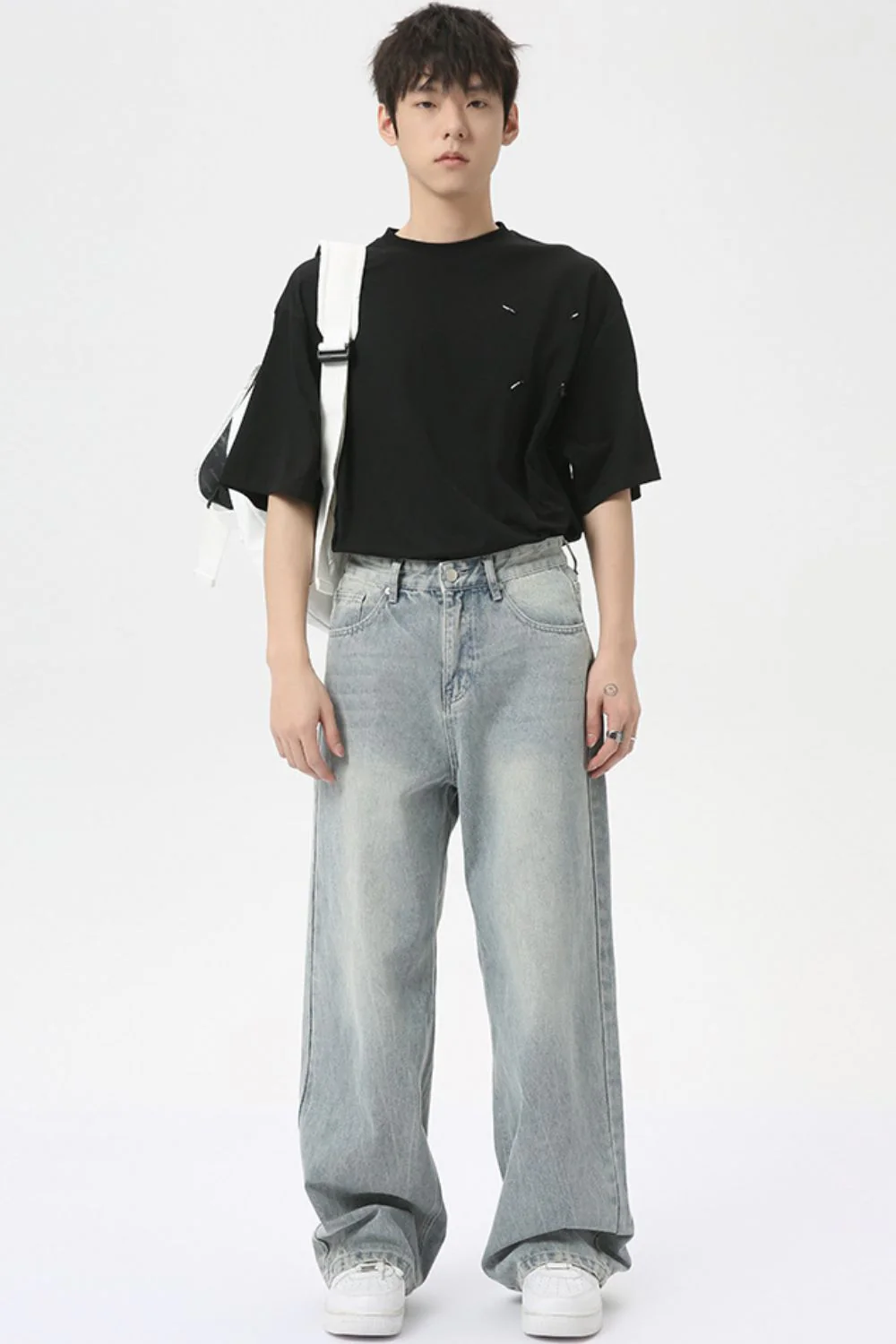 Wide Leg Jeans with Pockets - Image 5