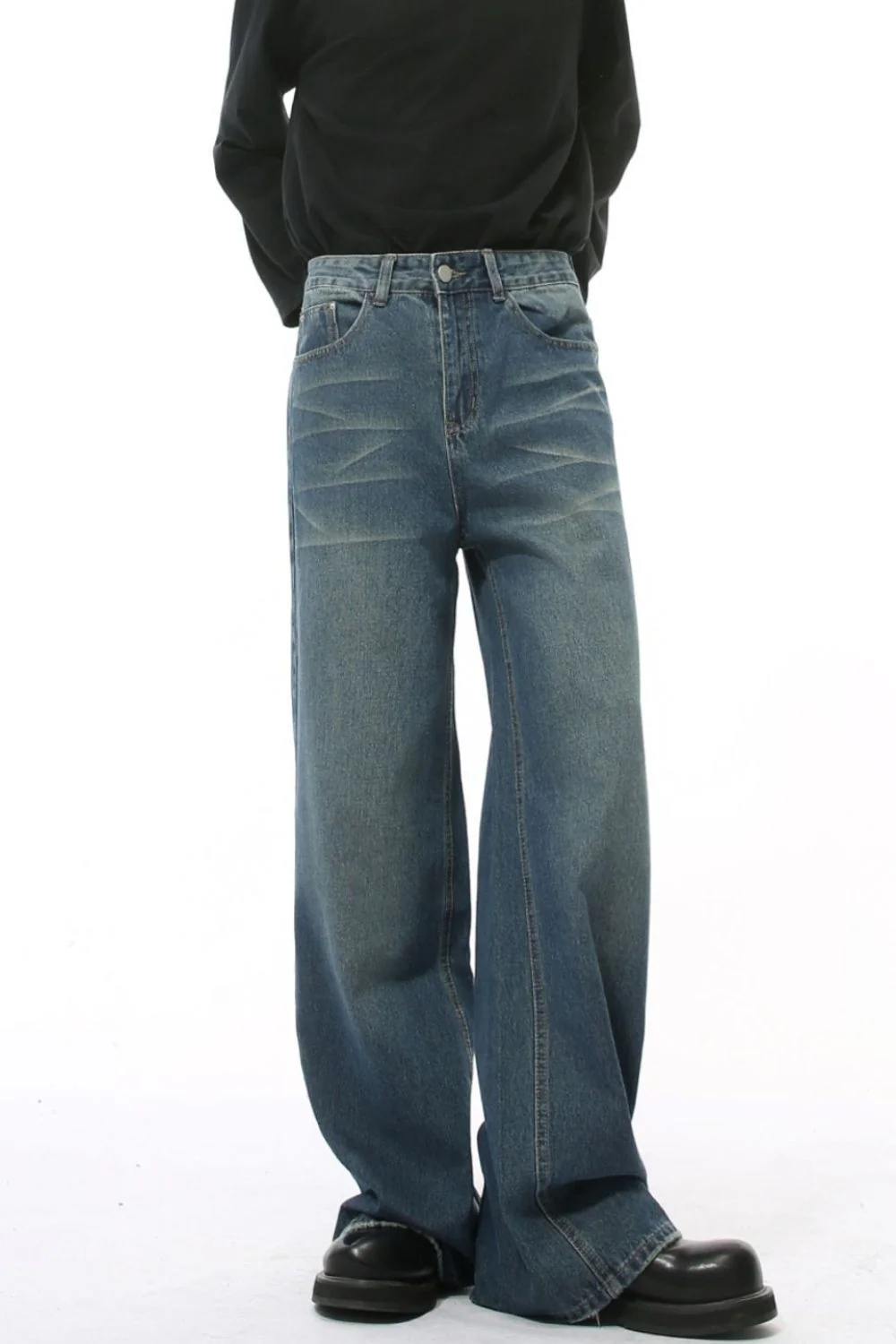 Wide Leg Pocketed Jeans - Image 3