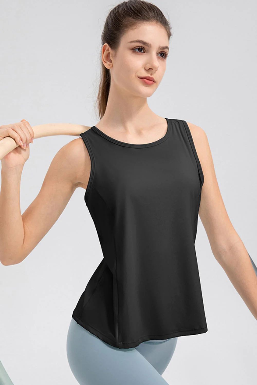 Wide Strap Round Neck Active Tank - Image 4