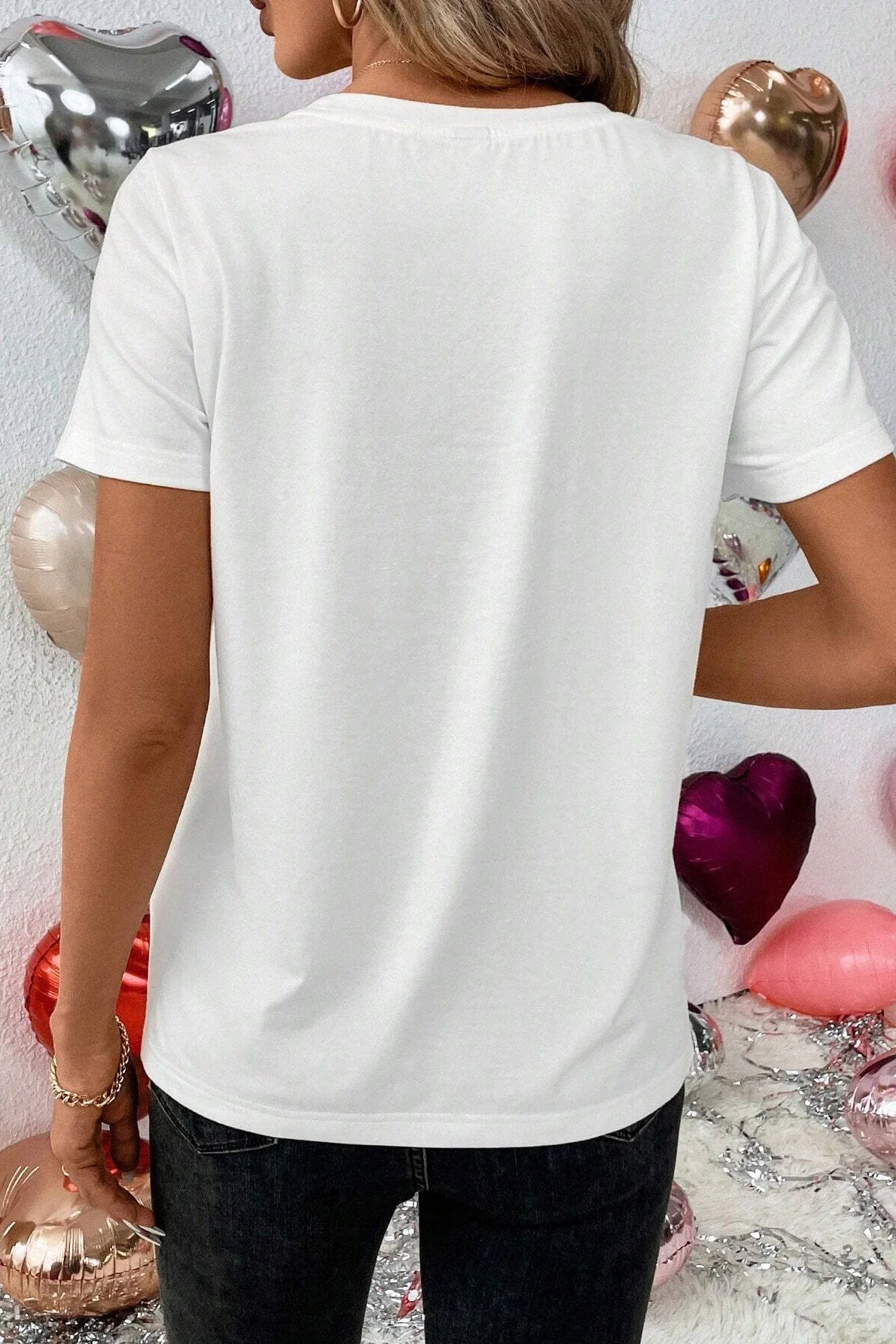 XOXO Lip Graphic Round Neck T-Shirt - Image 3