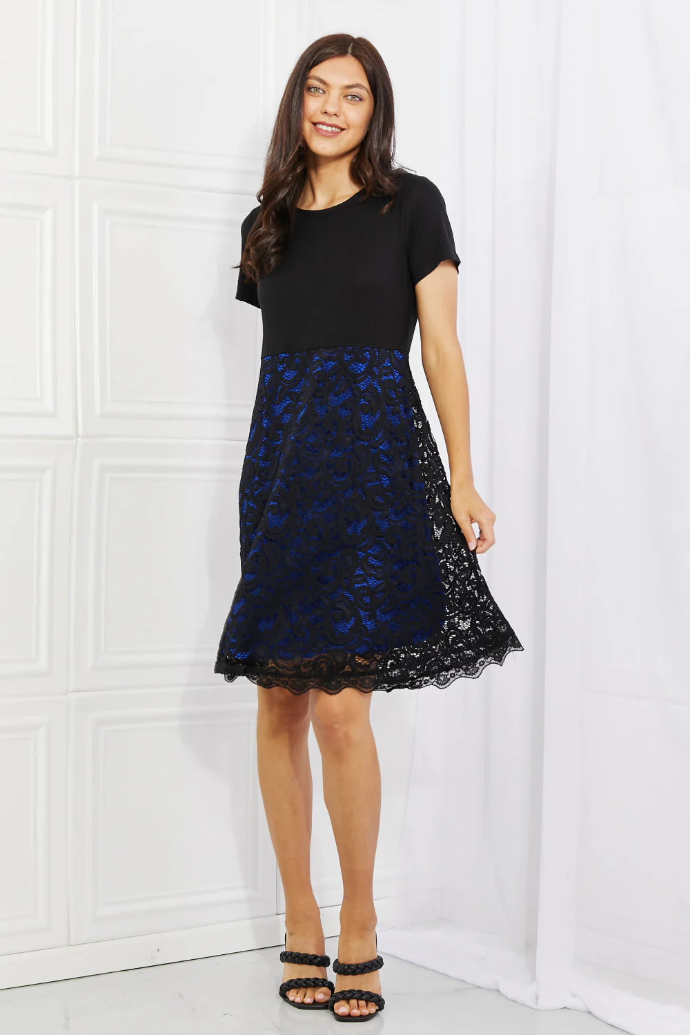 Yelete Full Size Contrasting Lace Midi Dress - Image 5