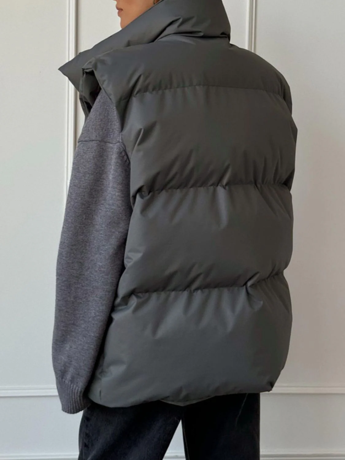 Zip Up Turtleneck Vest Coat - Image 10