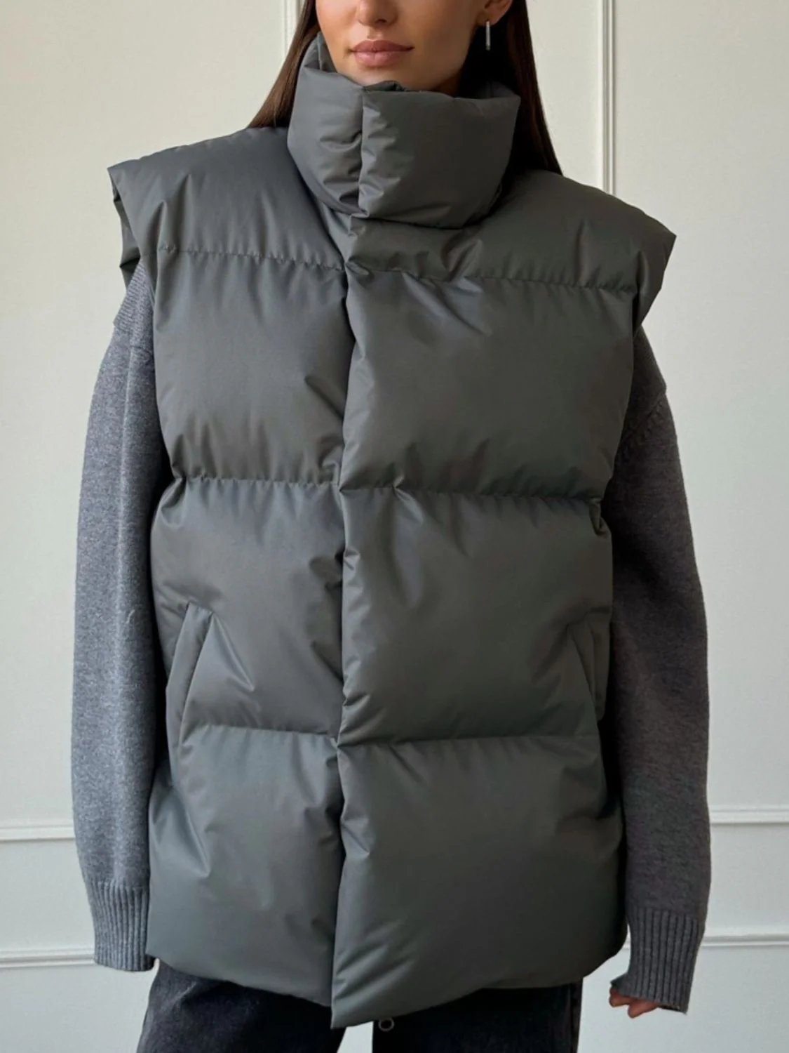Zip Up Turtleneck Vest Coat - Image 12