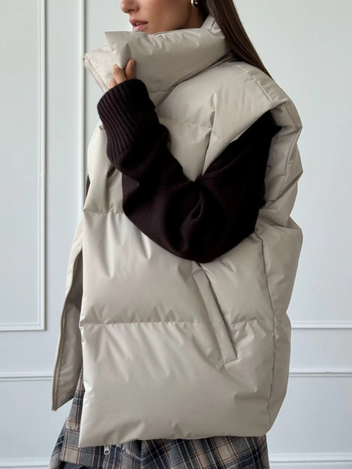 Zip Up Turtleneck Vest Coat - Image 2